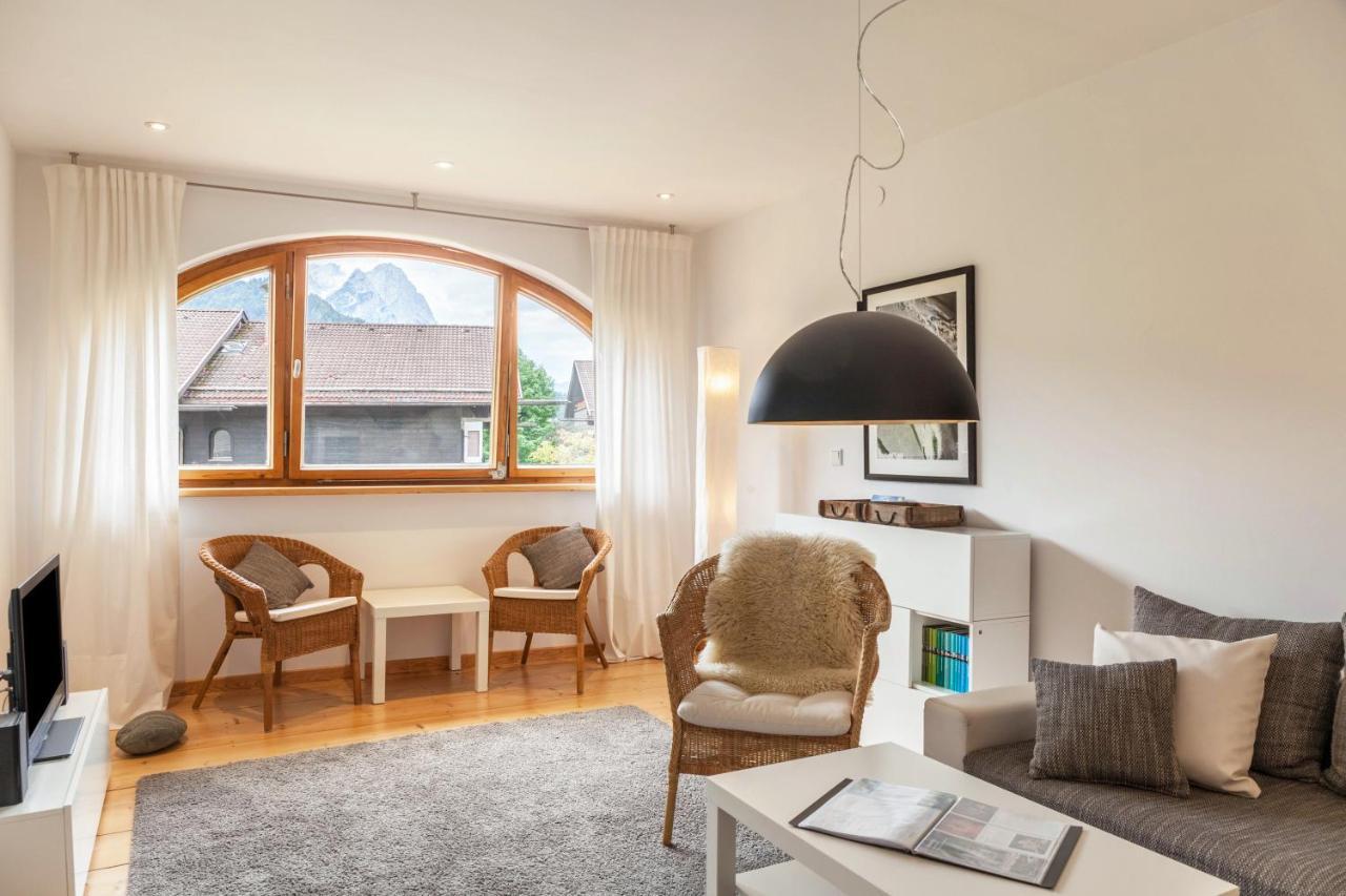 Fewo Im Blauen Haus Dg Garmisch-Partenkirchen Ngoại thất bức ảnh