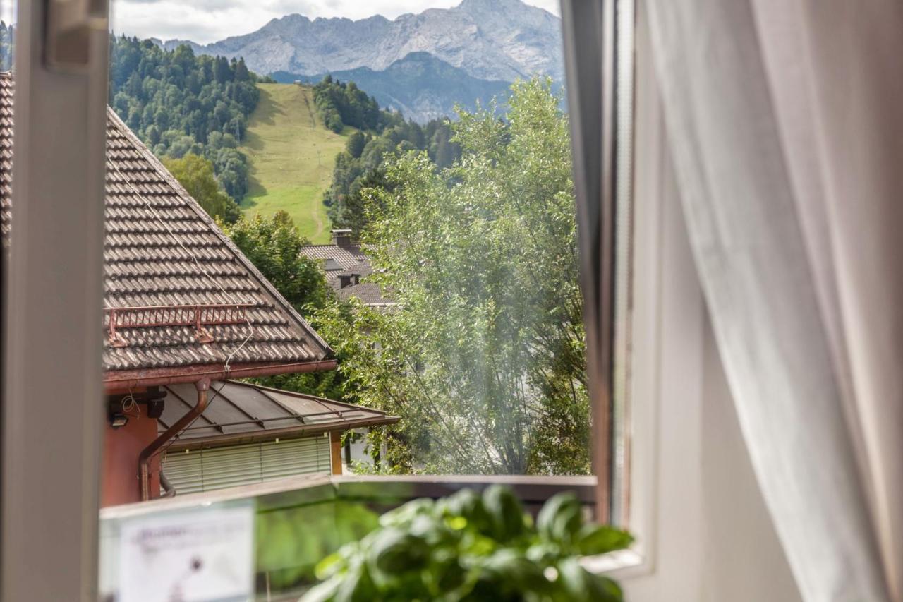 Fewo Im Blauen Haus Dg Garmisch-Partenkirchen Ngoại thất bức ảnh